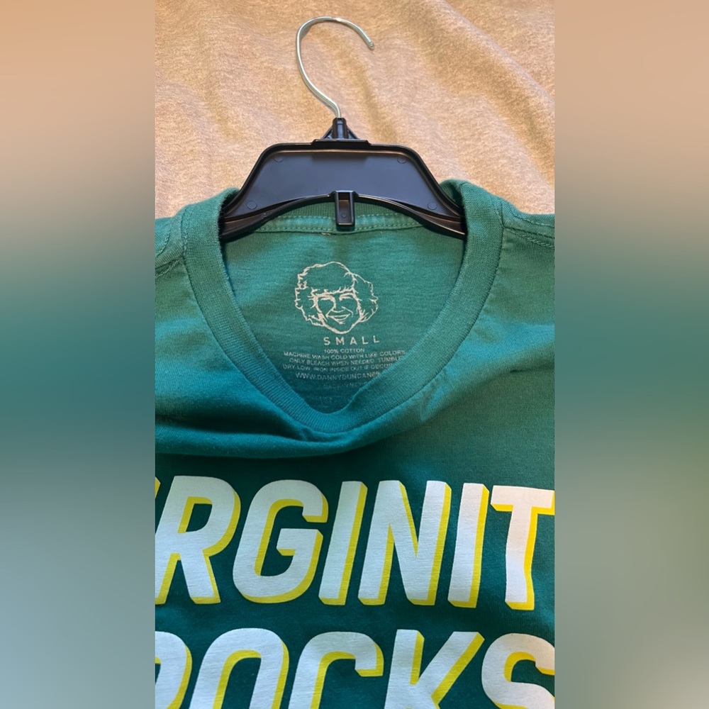 Virginity Rocks Tee (S) - Picture 3 of 4